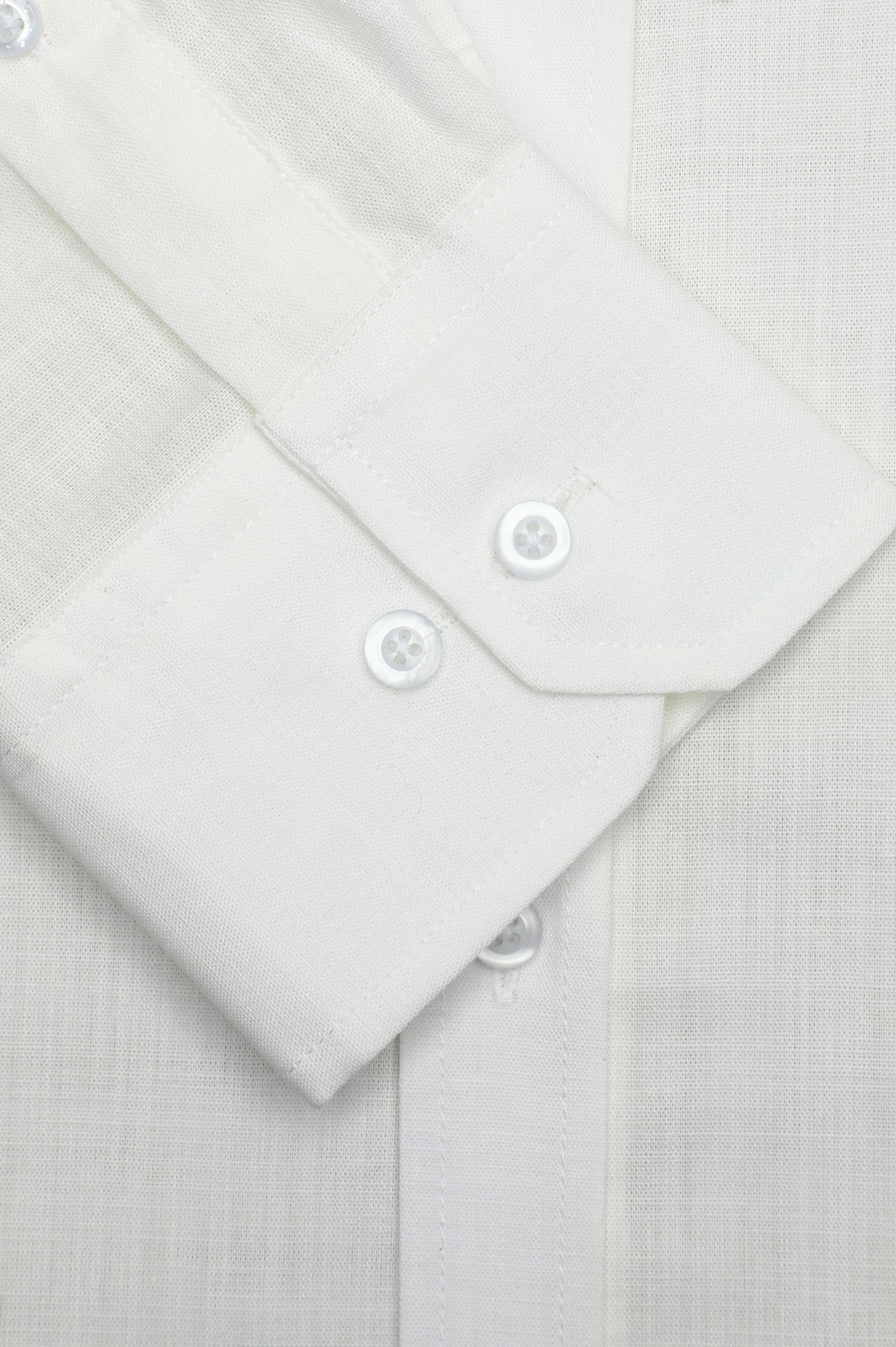 Off White Self Textured Casual Shirt - Image 3