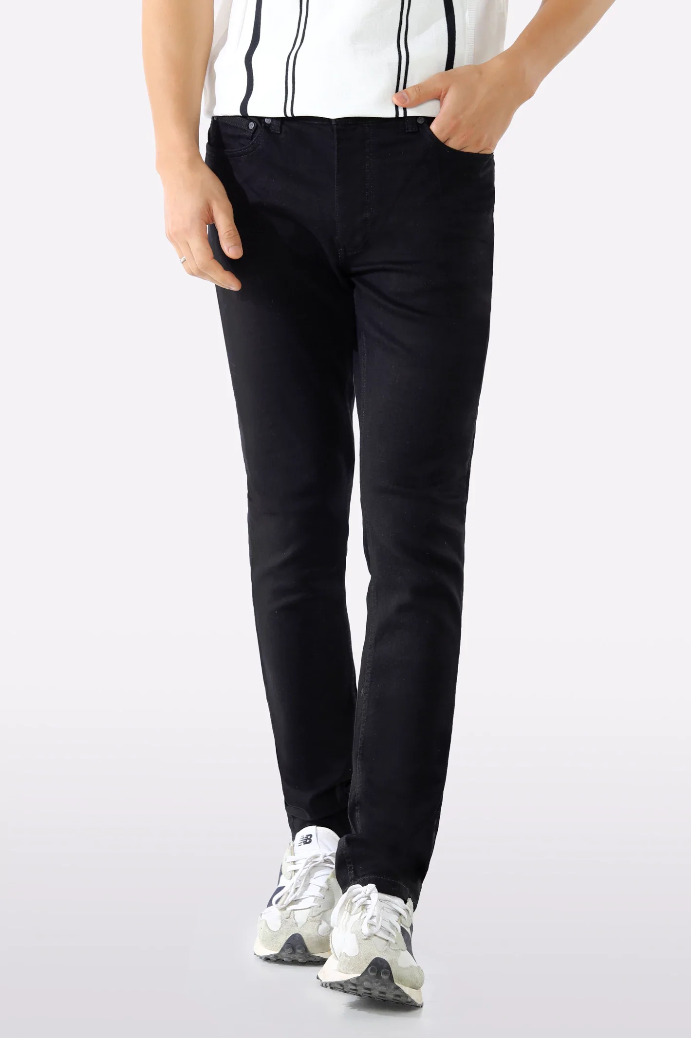 Black Slim Fit Jeans