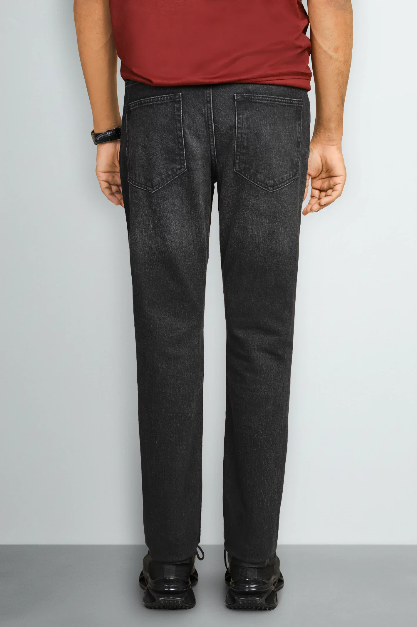 Black Modern Slim Fit Jeans - Image 3