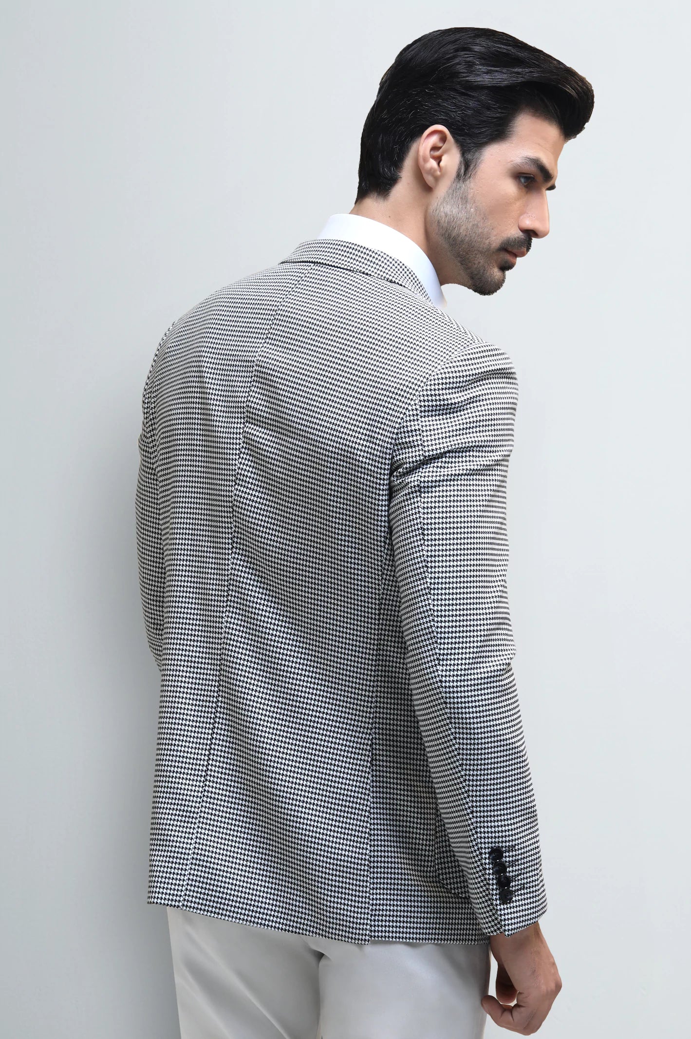 Men's Grey Houndstooth Blazer - Image 4