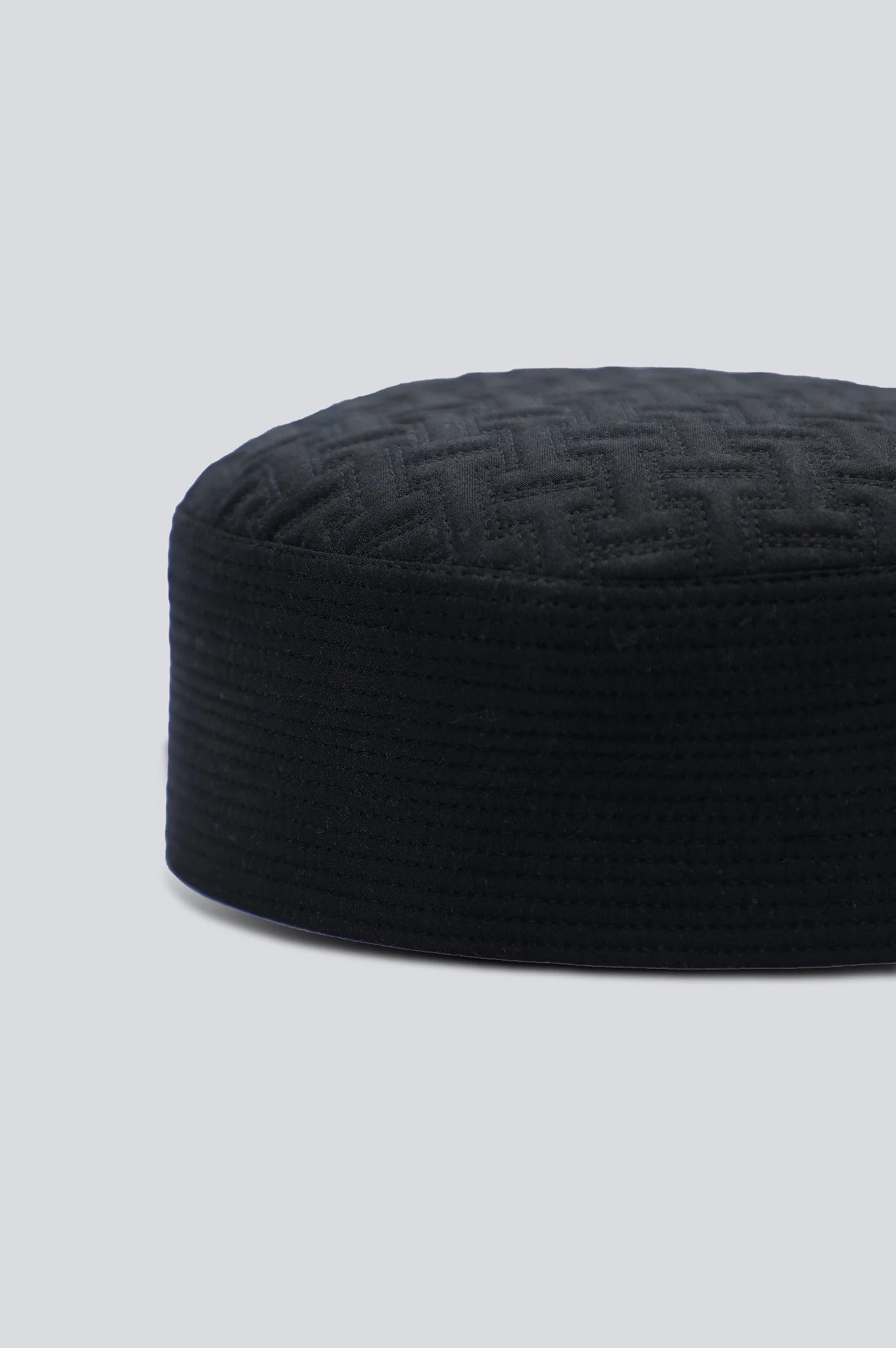 Black Cap For Men - Image 2