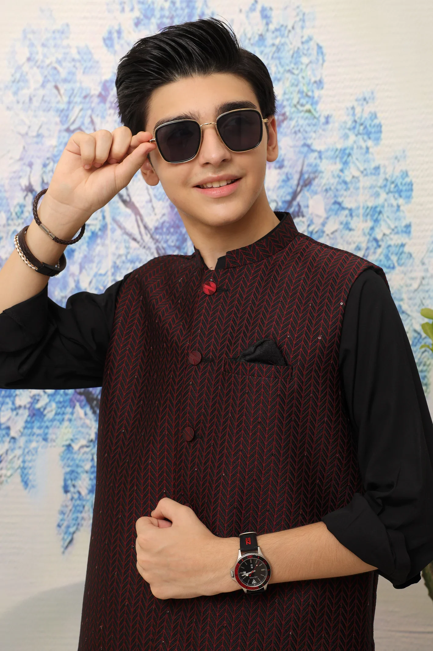 Maroon Boys Kurta Shalwar With Waistcoat - Image 3