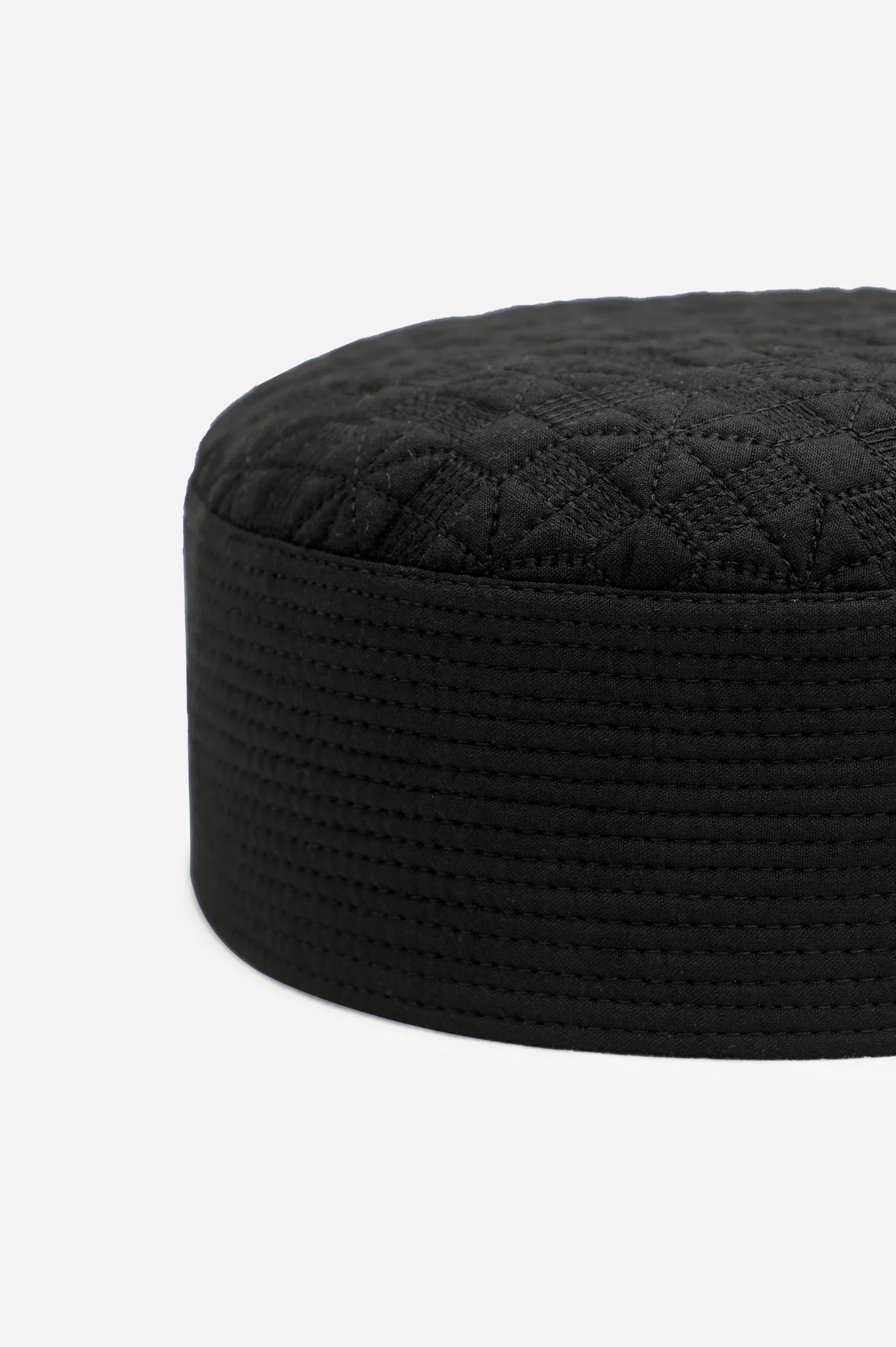Black Cap For Men - Image 2