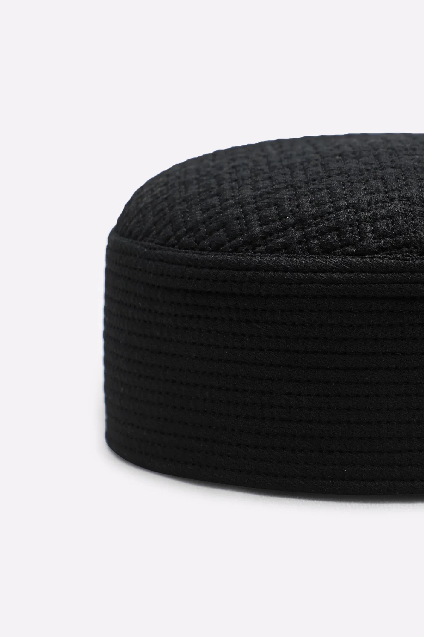 Black Cap For Men - Image 2