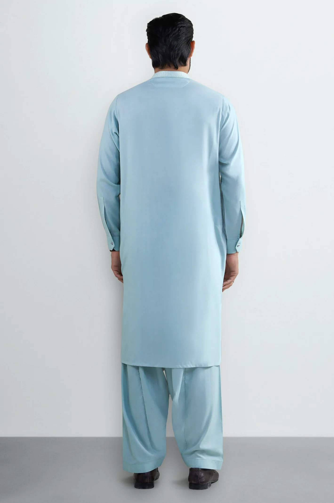 Light Green Wash & Wear Shalwar Kameez - Image 4