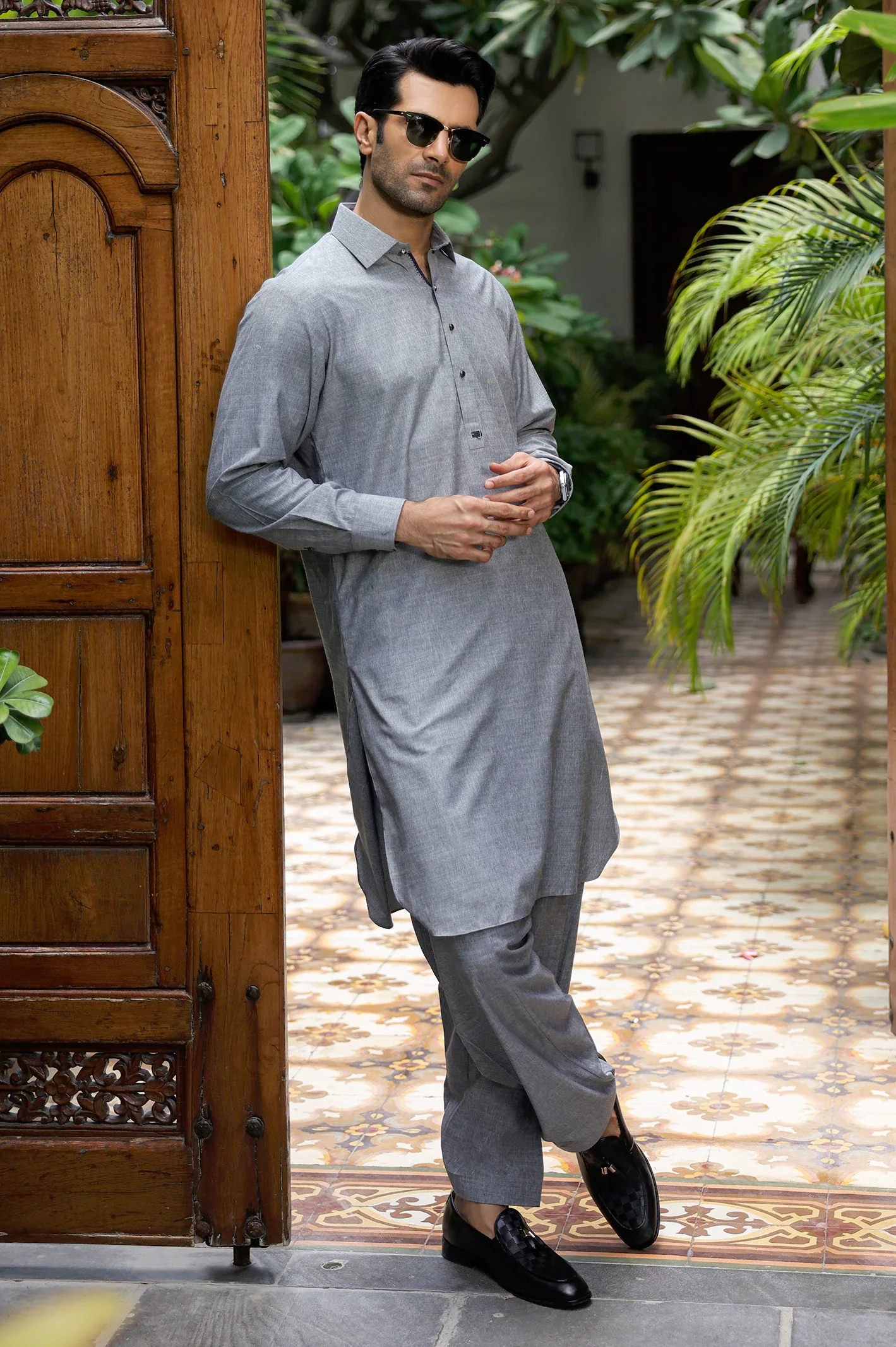 Light Grey Wash & Wear Shalwar Kameez - Image 2
