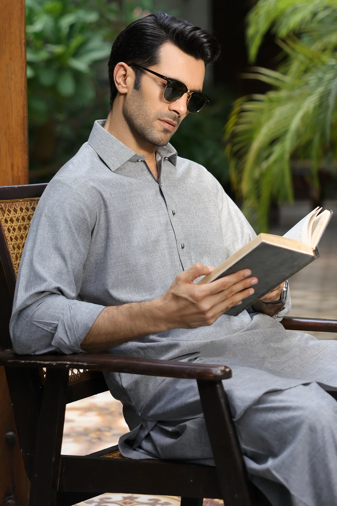 Light Grey Wash & Wear Shalwar Kameez - Image 4