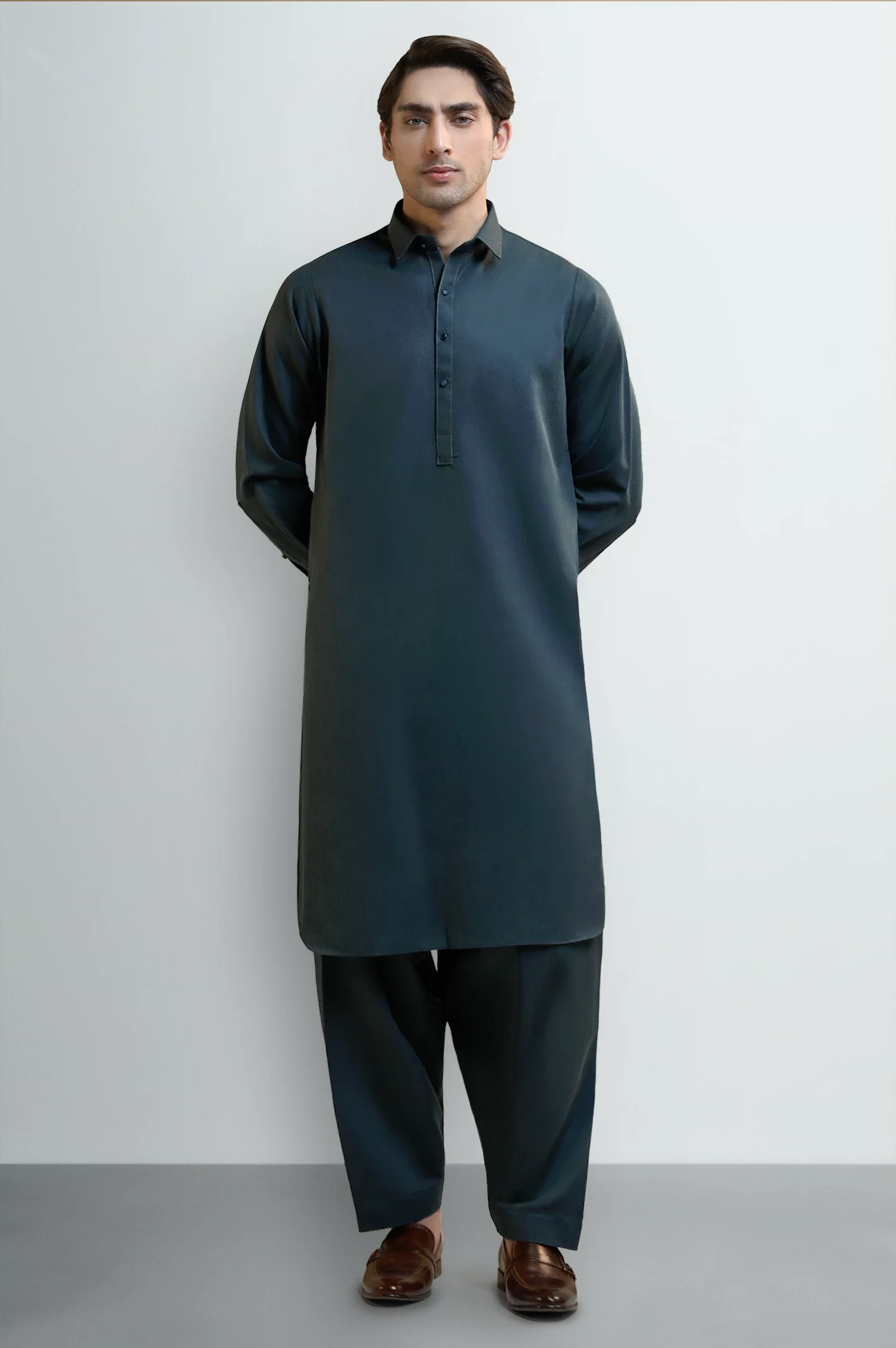 Green Wash & Wear Shalwar Kameez - Image 2