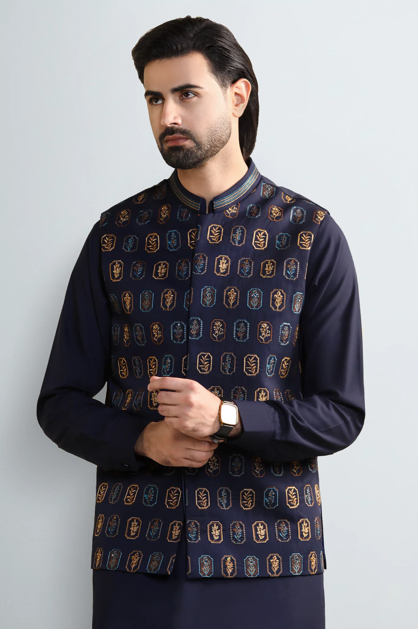 Navy Blue Shalwar Kameez With Waistcoat - Image 2