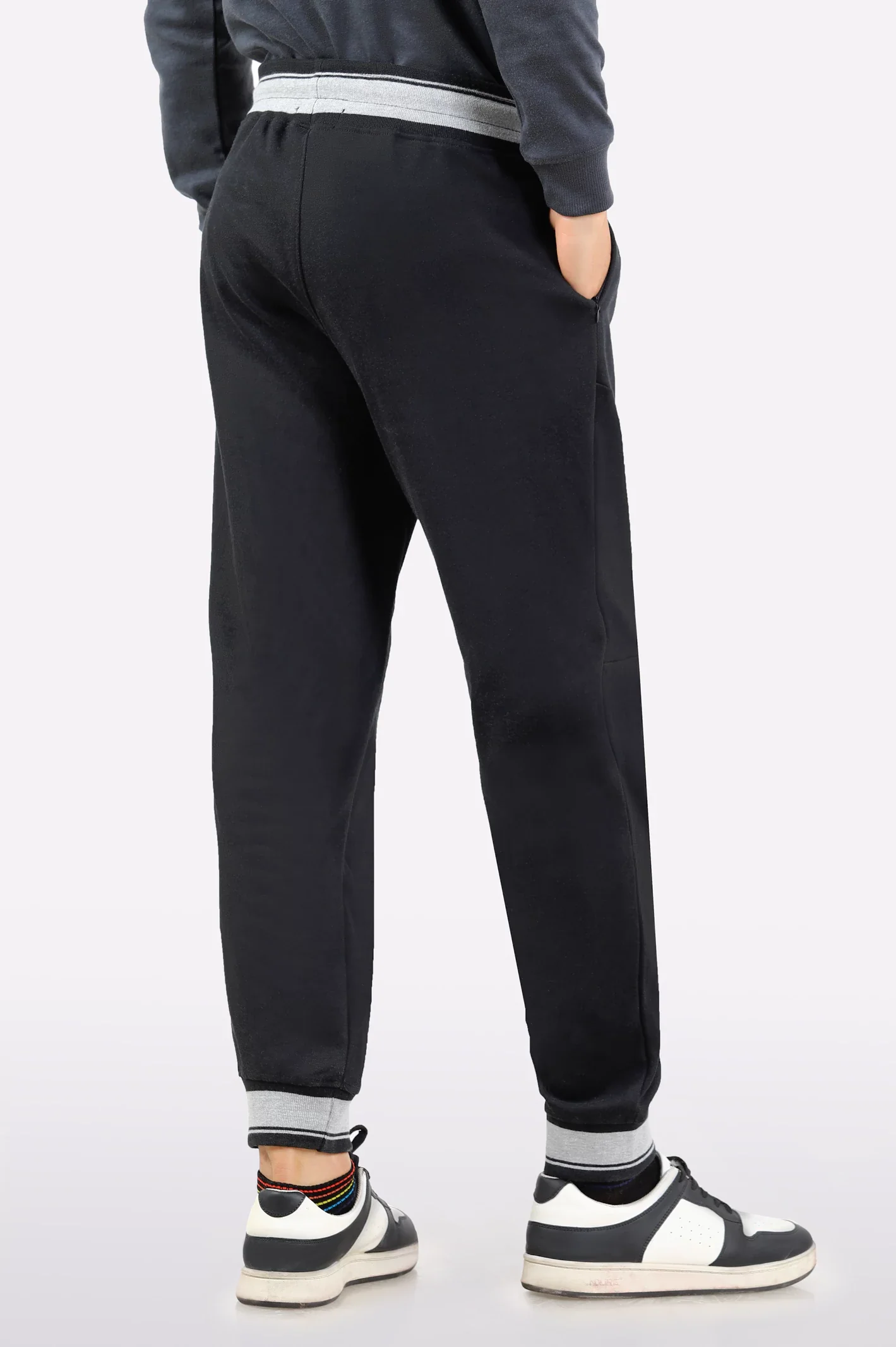 Black Knitted Jog Pant - Image 3