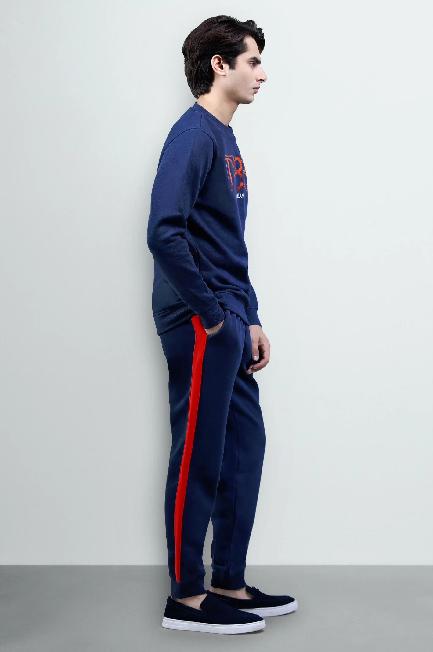 Navy Blue Graphic Sweatshirt - Image 4