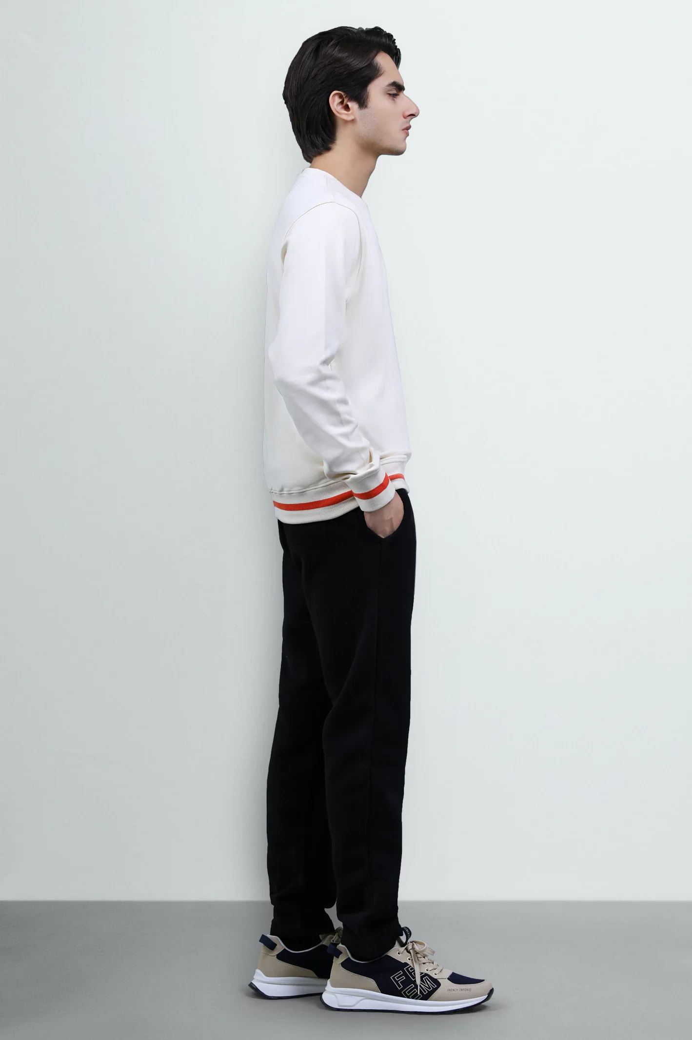 Off White Sweatshirt - Image 4