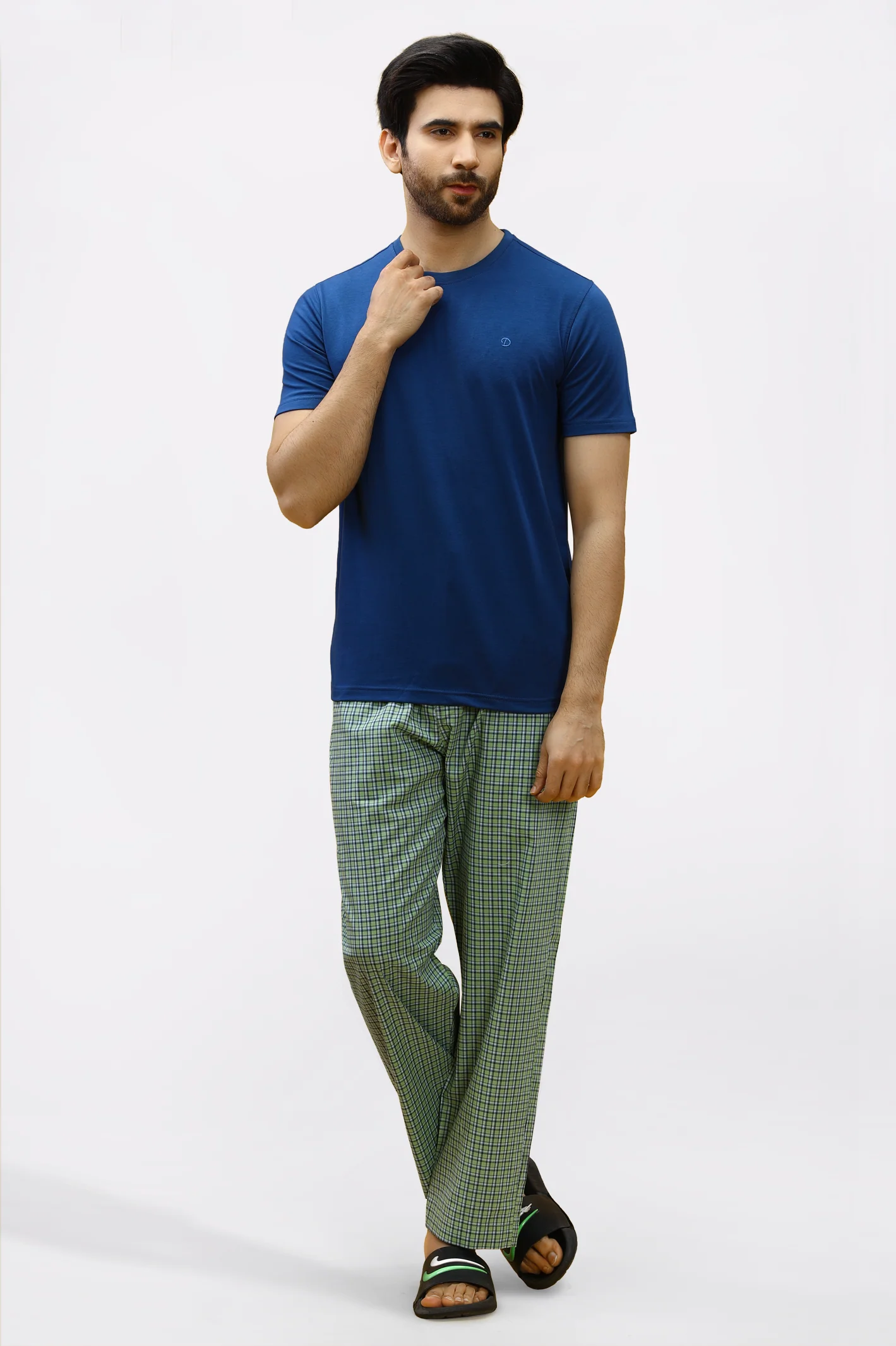 Diner's Night Suit