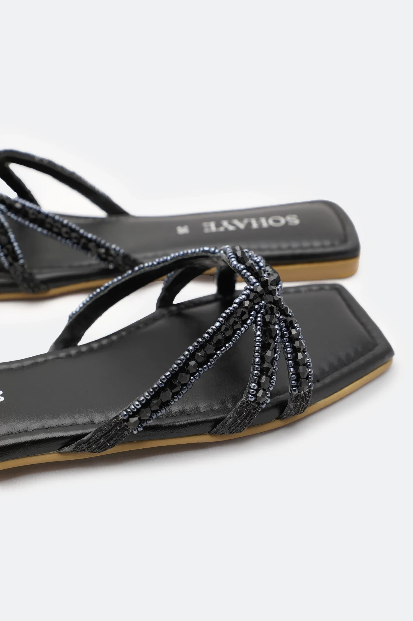 Black Ladies Casual Slippers - Image 2