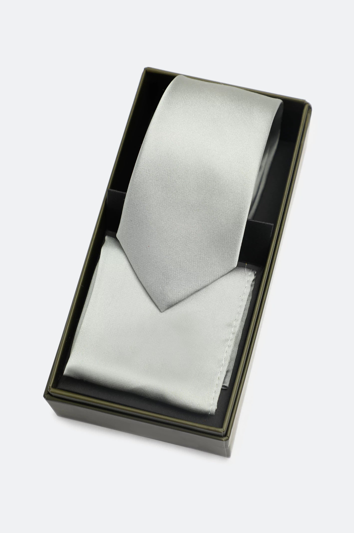 Silver Tie With Pocket Square