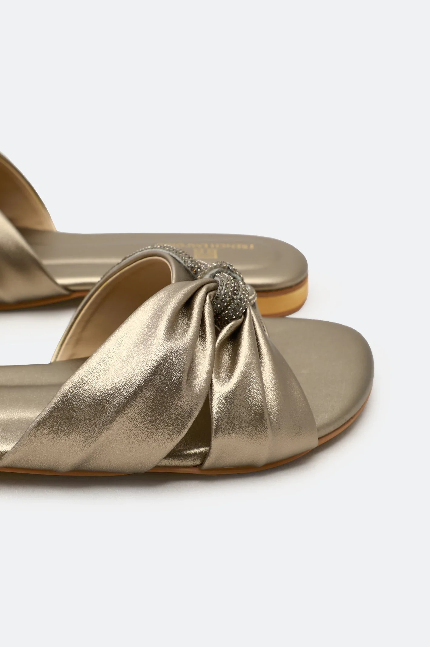Ladies Casual Slippers - Image 2