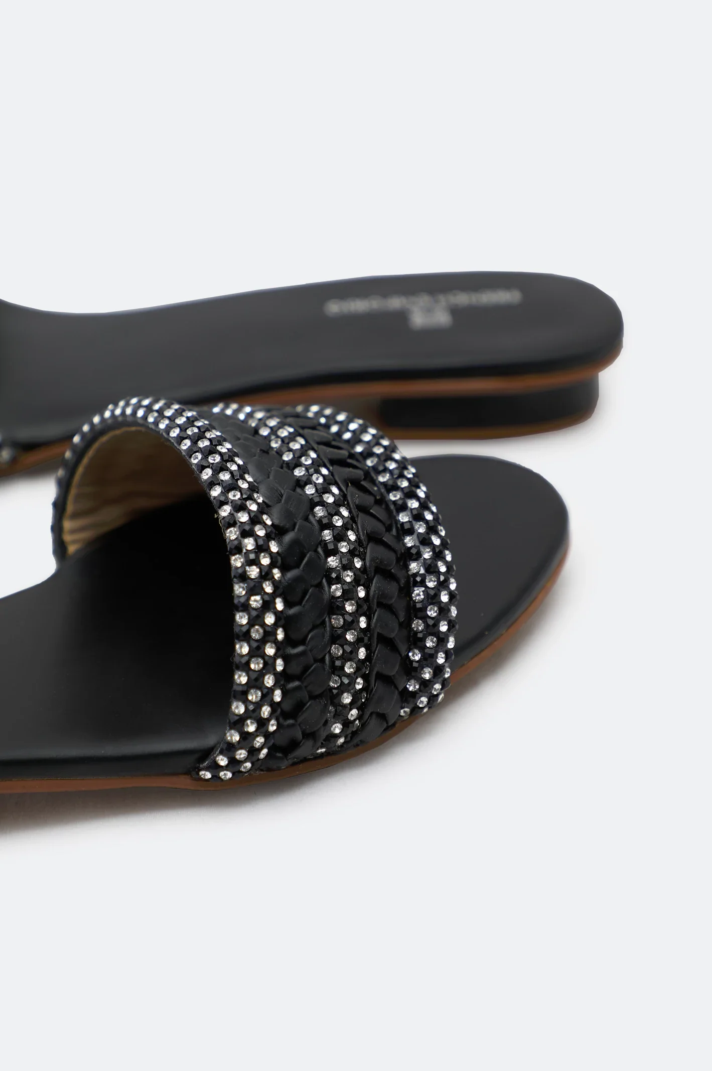 Black Ladies Casual Slippers - Image 2