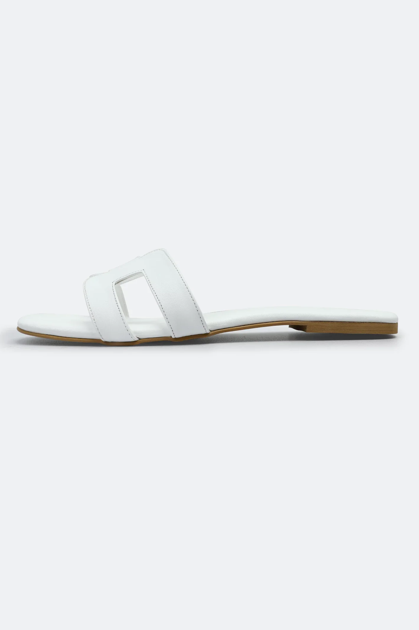 White Ladies Casual Slippers - Image 3