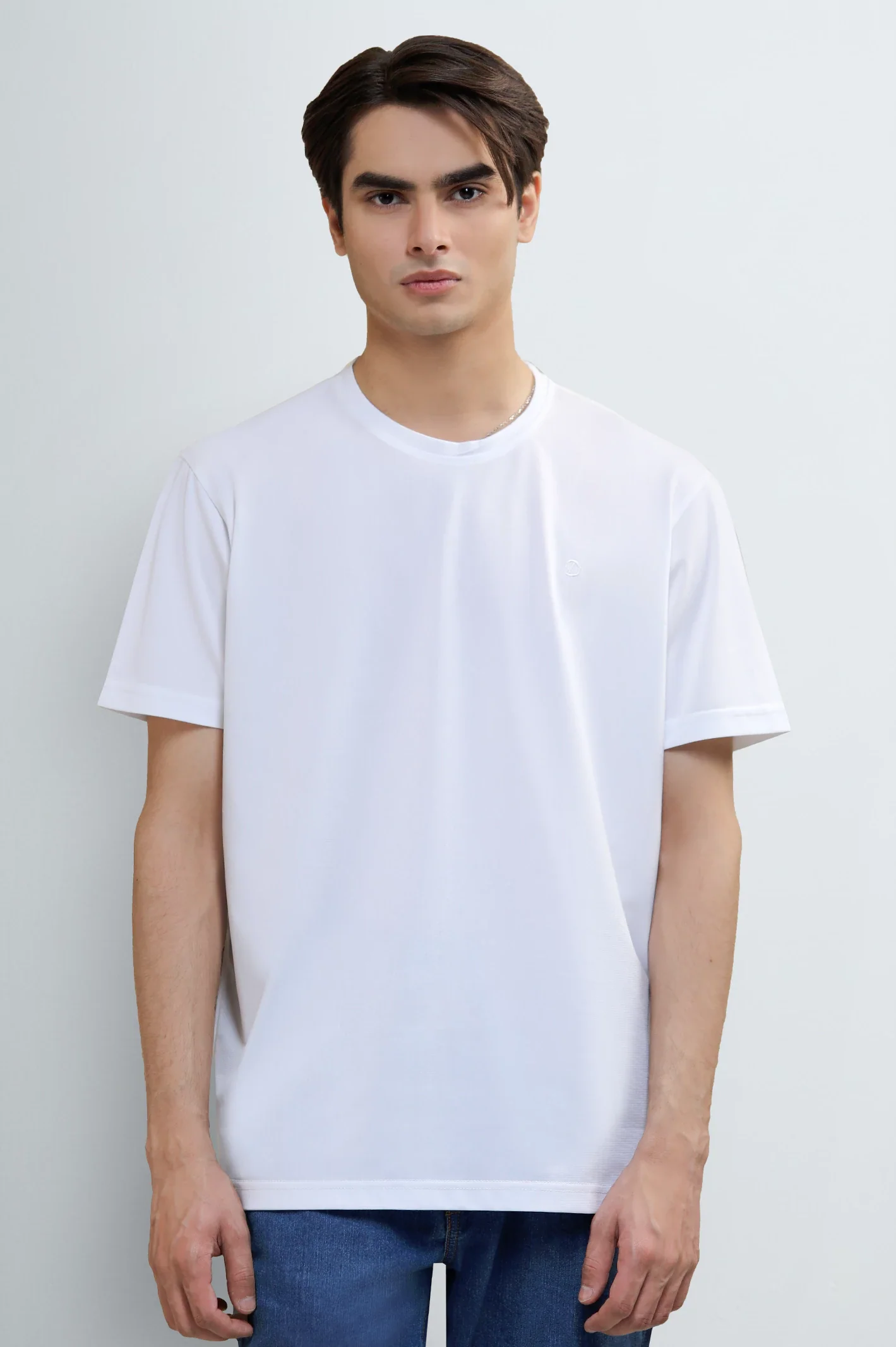 White Basic Crew Neck T-Shirt
