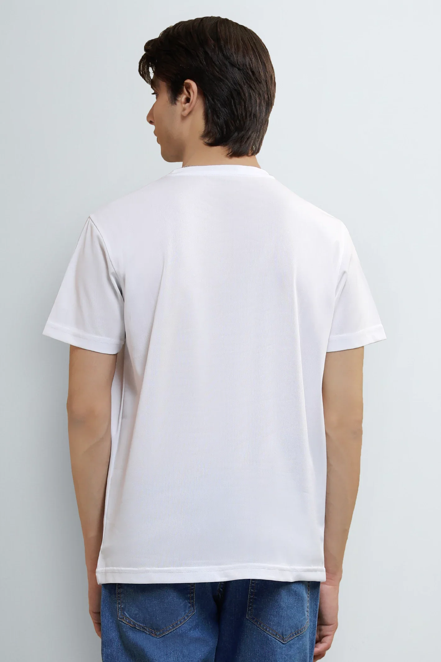 White Basic Crew Neck T-Shirt - Image 4
