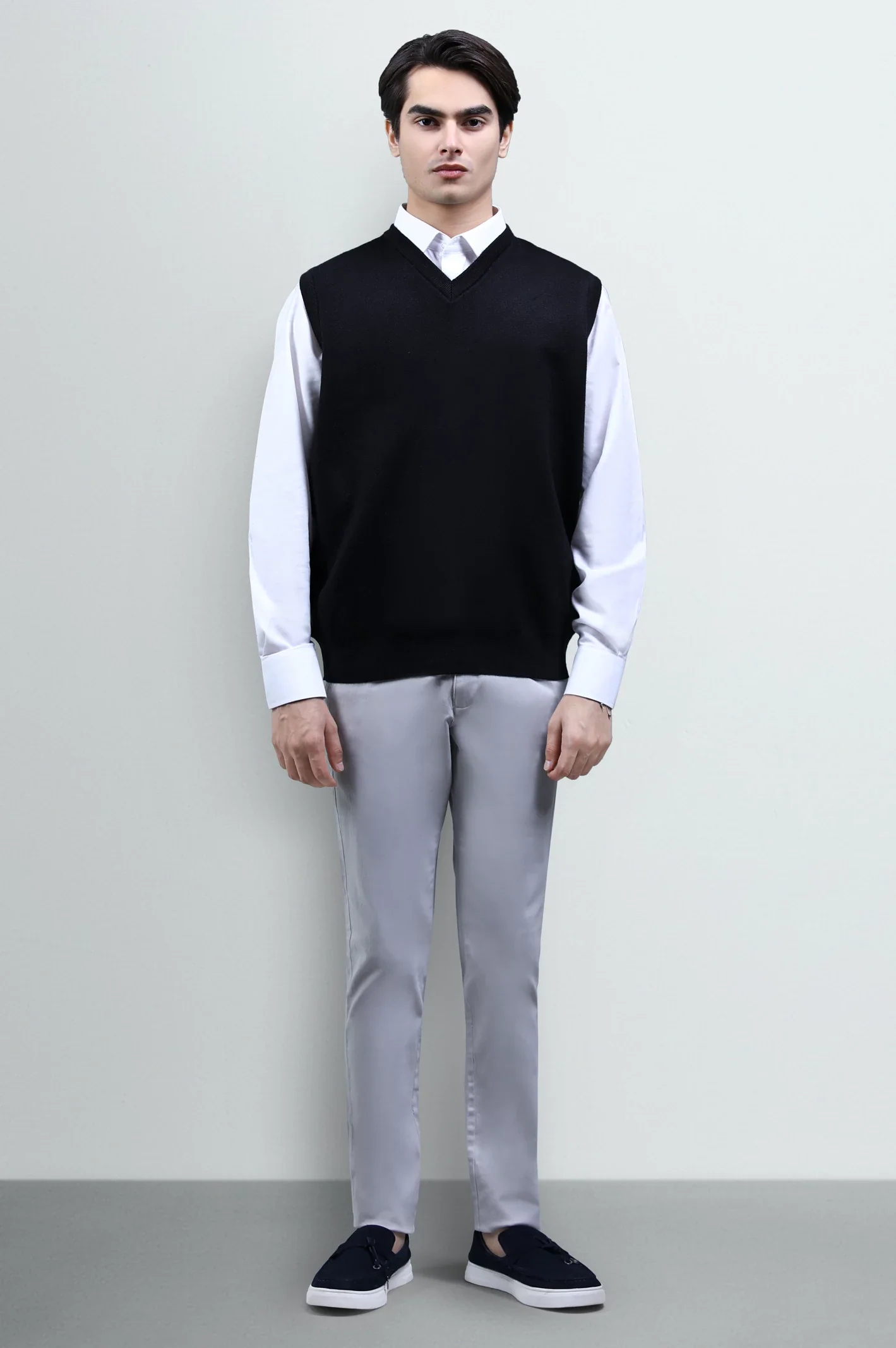 Black Sleeveless V-Neck Sweater - Image 2