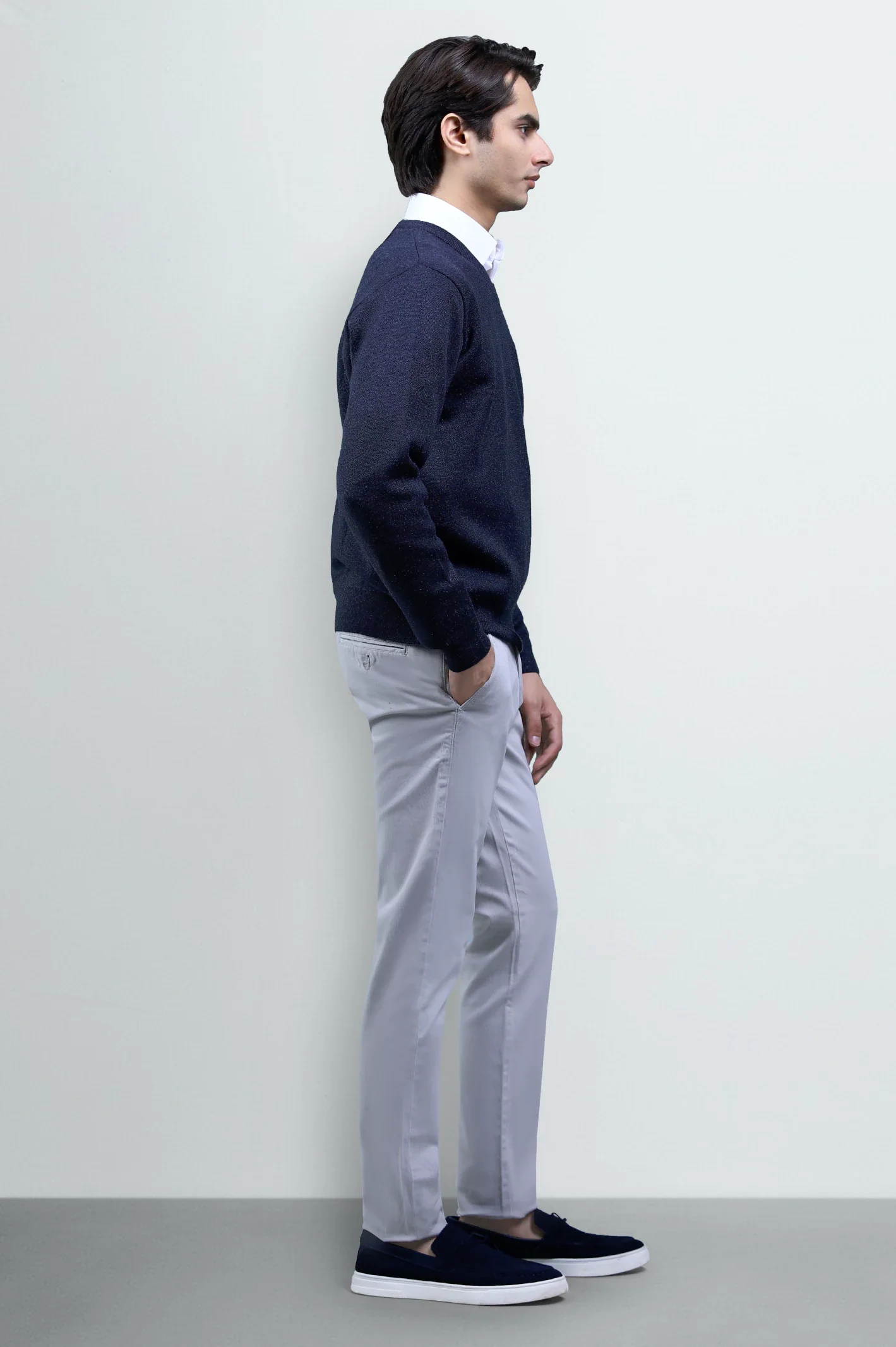 Full-Sleeve V-Neck Sweater - Image 4