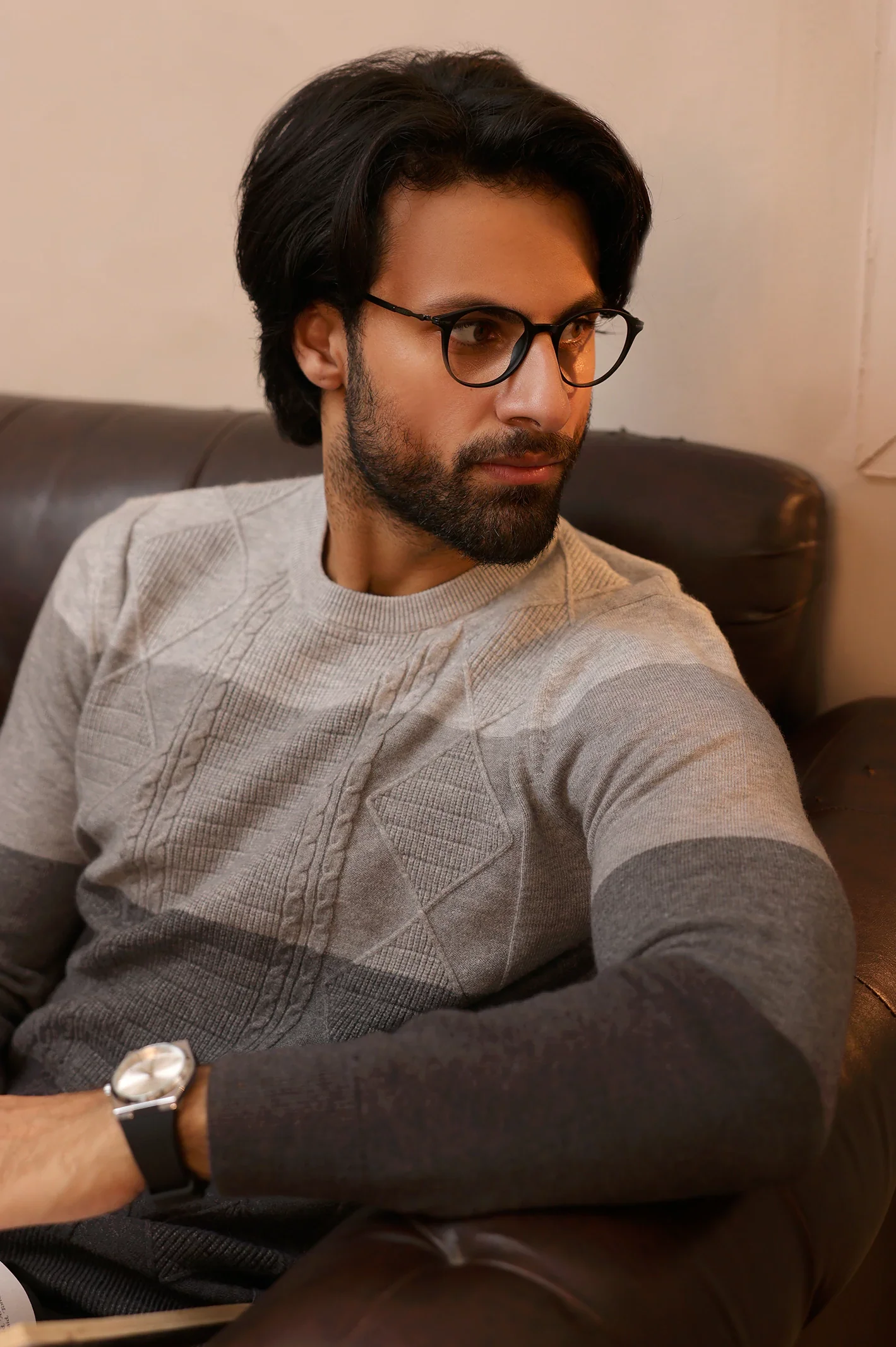 Men Grey Round Neck Sweater - Image 2