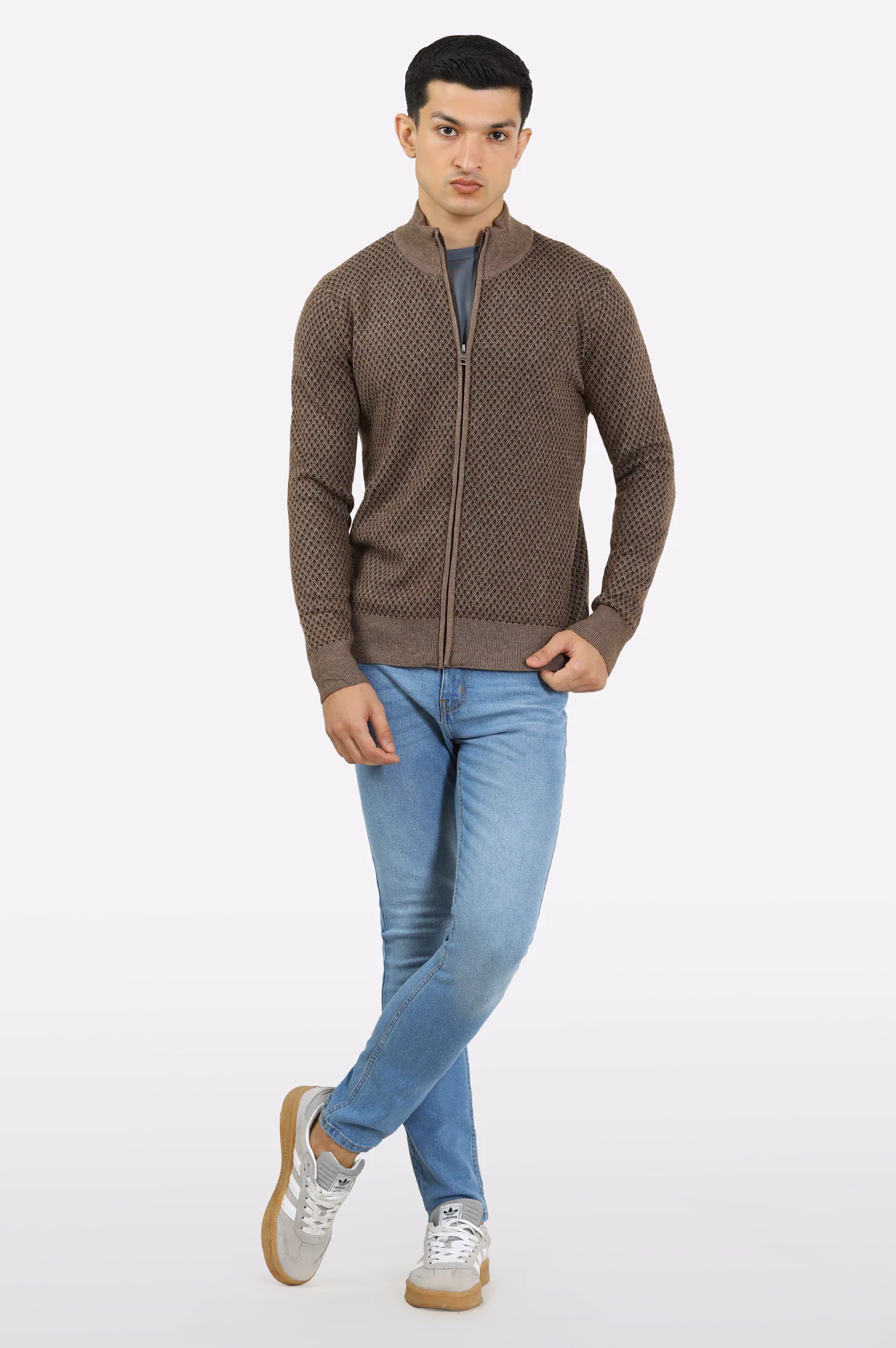 Men Dark Brown Zipper Cardigan - Image 2