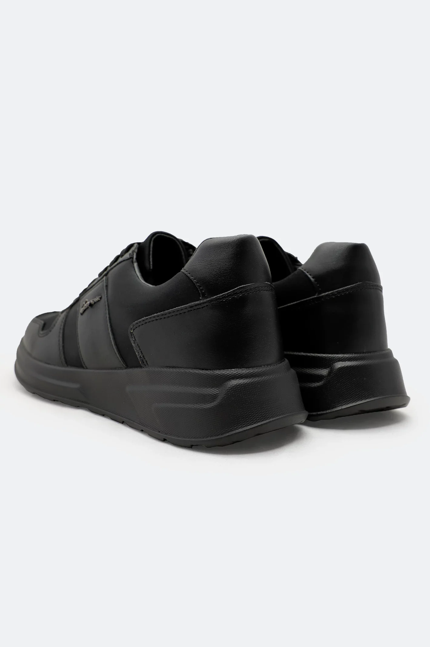 Black Men Casual Sneaker - Image 5
