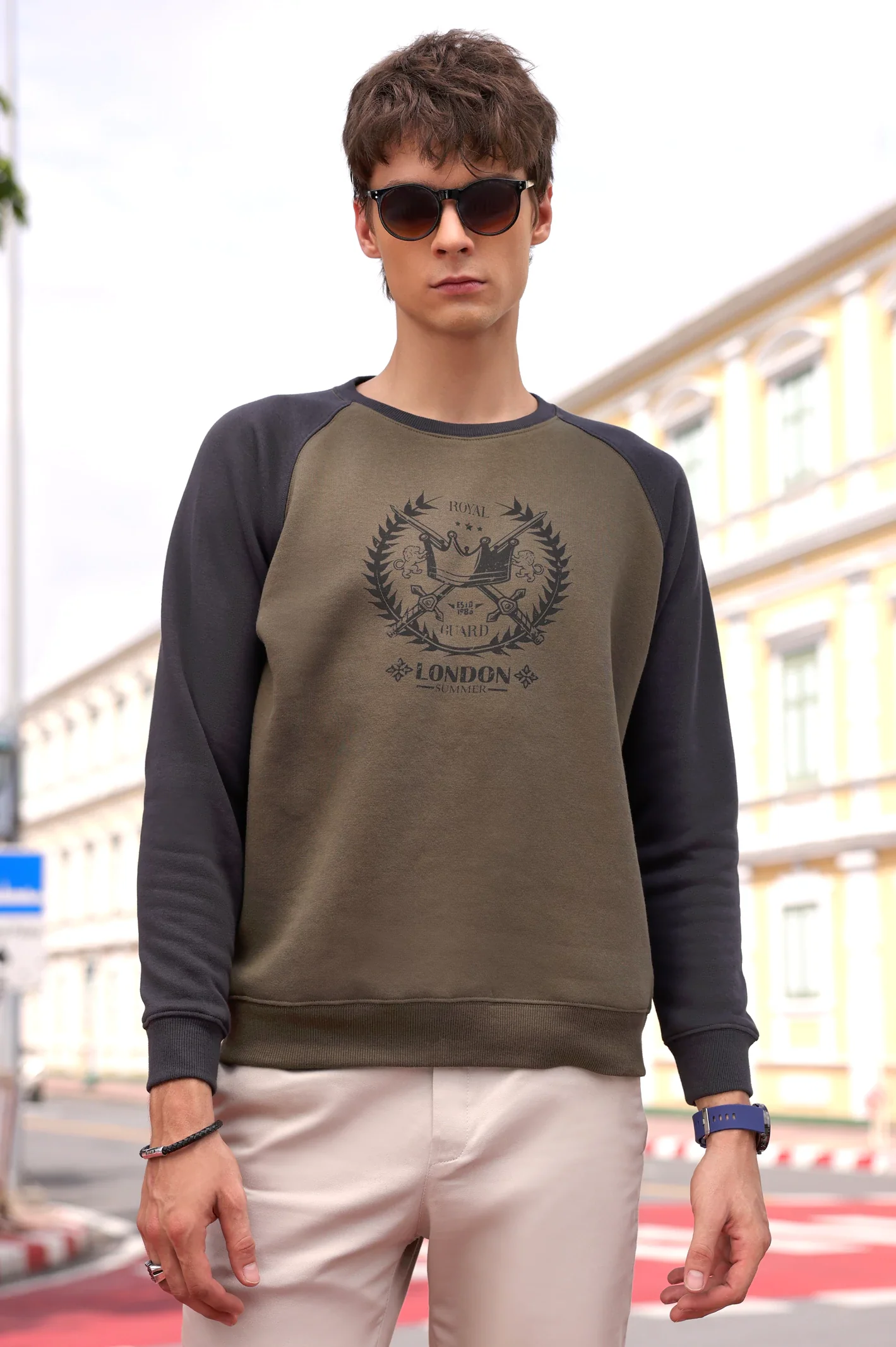 Olive Sweatshirt - Image 3