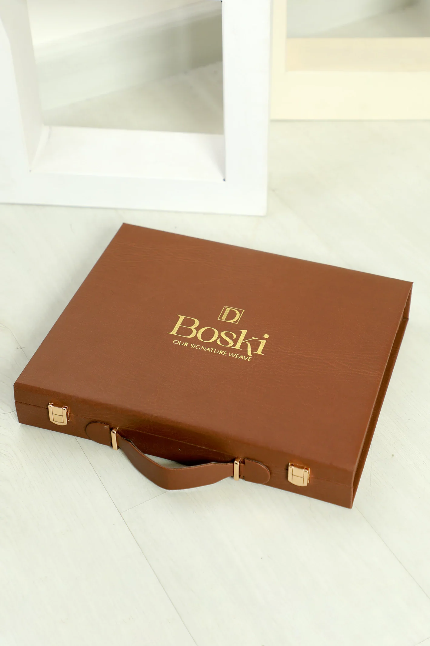Unstitched Boski Fabric with Gifting Box - Image 2