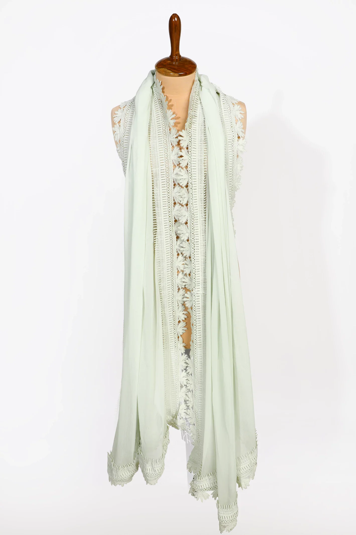 Sea Green Lace Dupatta - Image 2