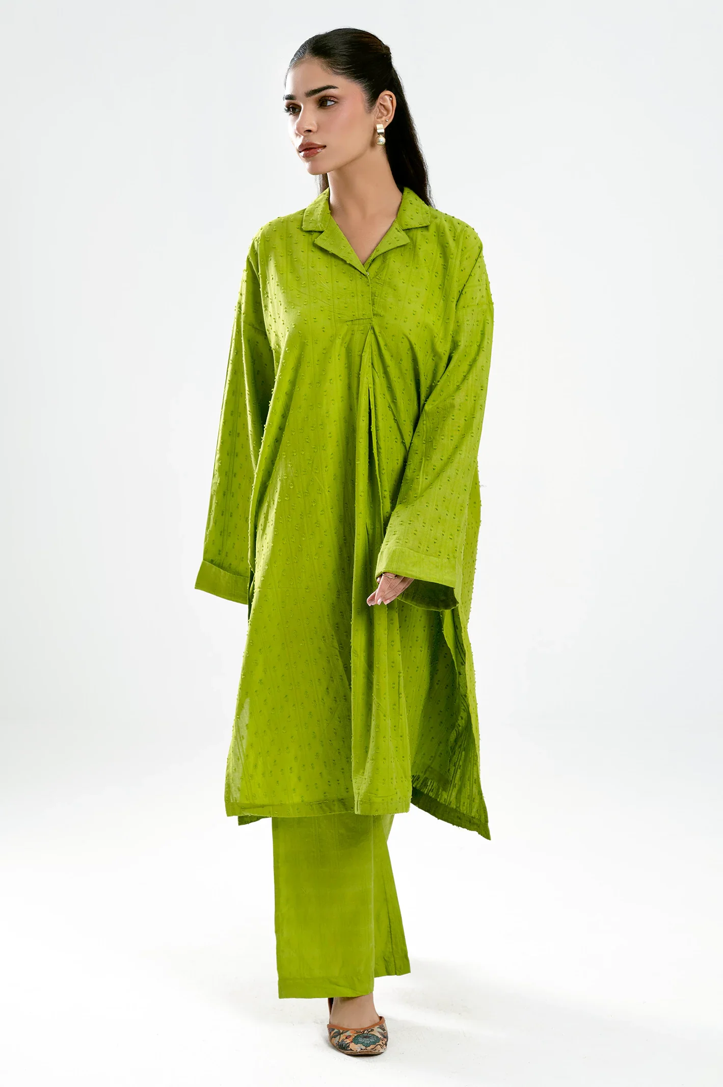 Green Stylised 2PC