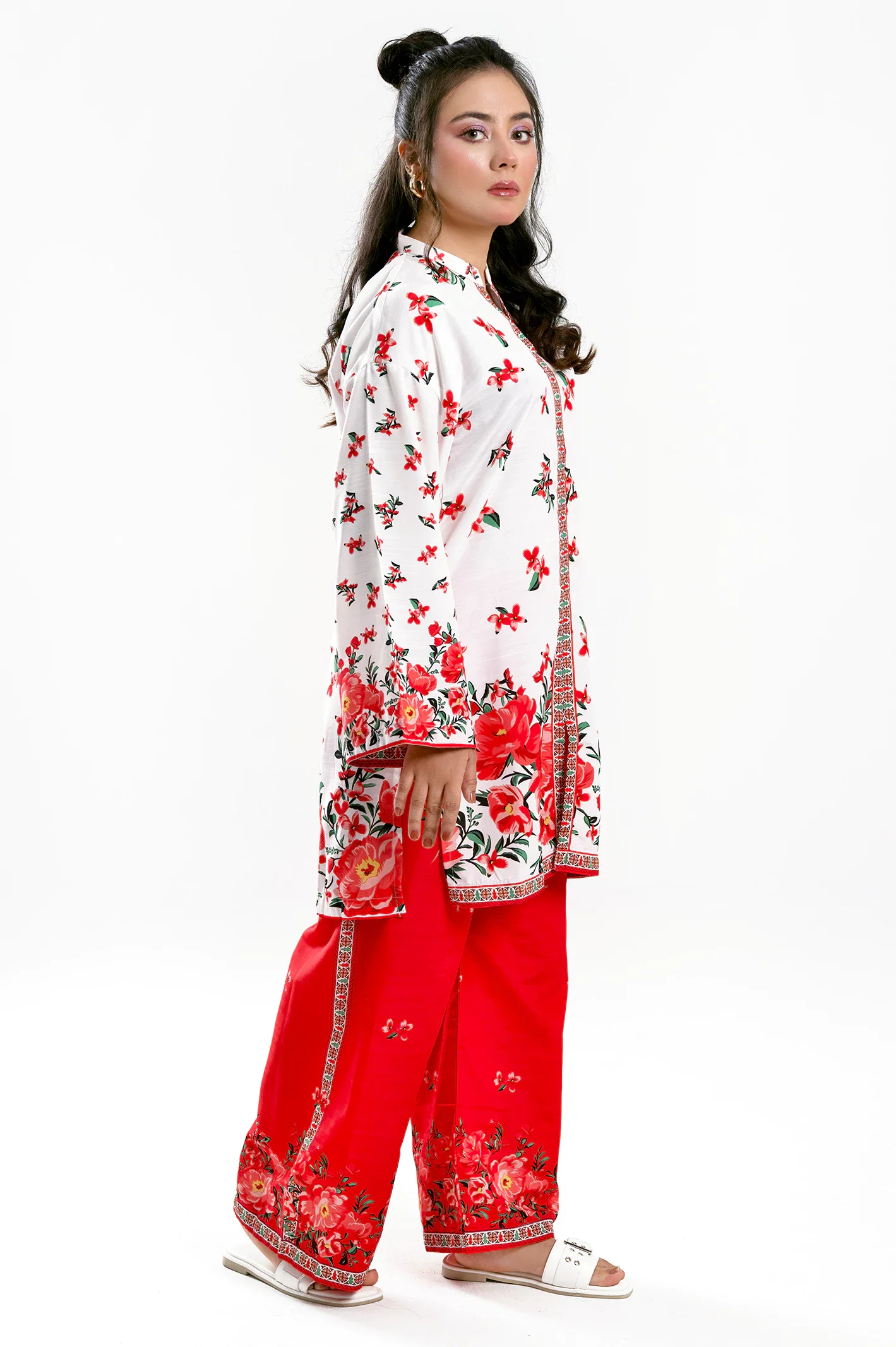 White Printed 2PC - Image 3