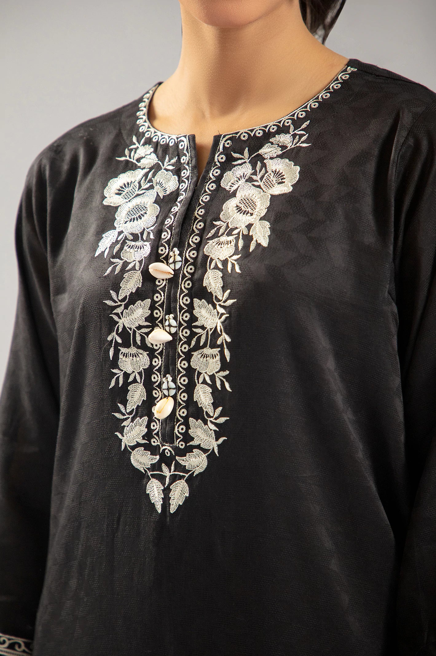 Black Embroidered Kurti - Image 3