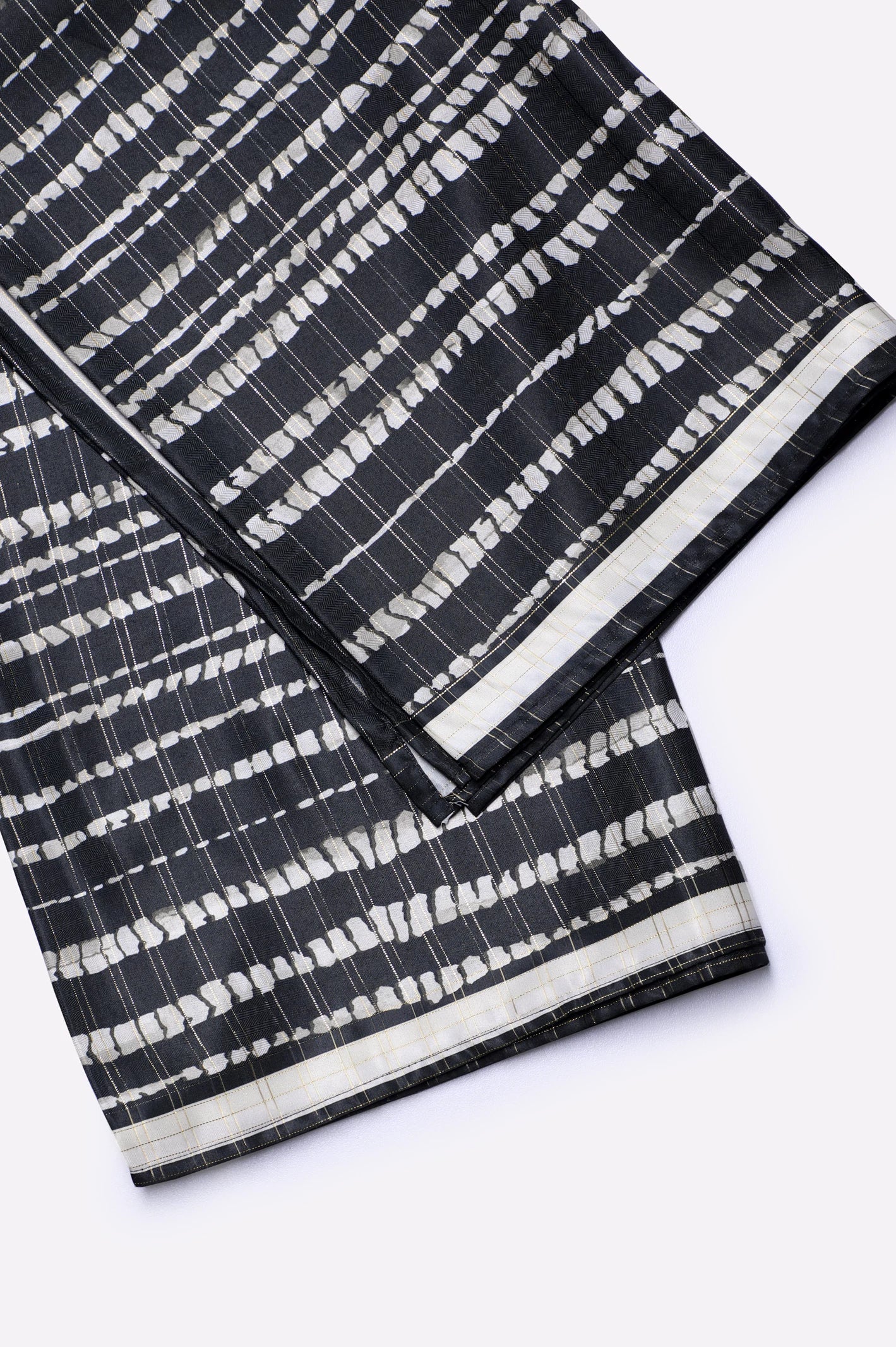 Black Pashmina Wool Shawl - Image 2