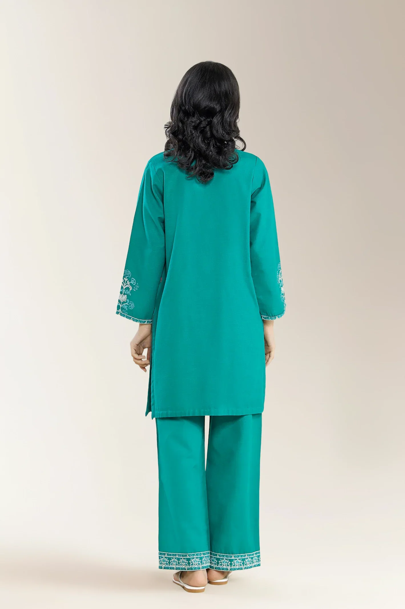 Embroidered Khaddar-Green Teens 2PC - Image 2