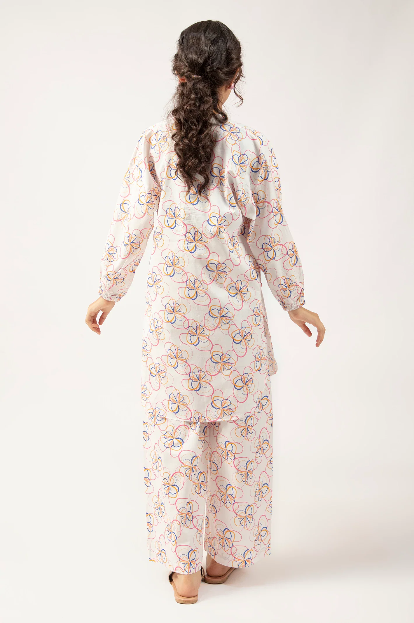 White Printed Teens 2PC - Image 4