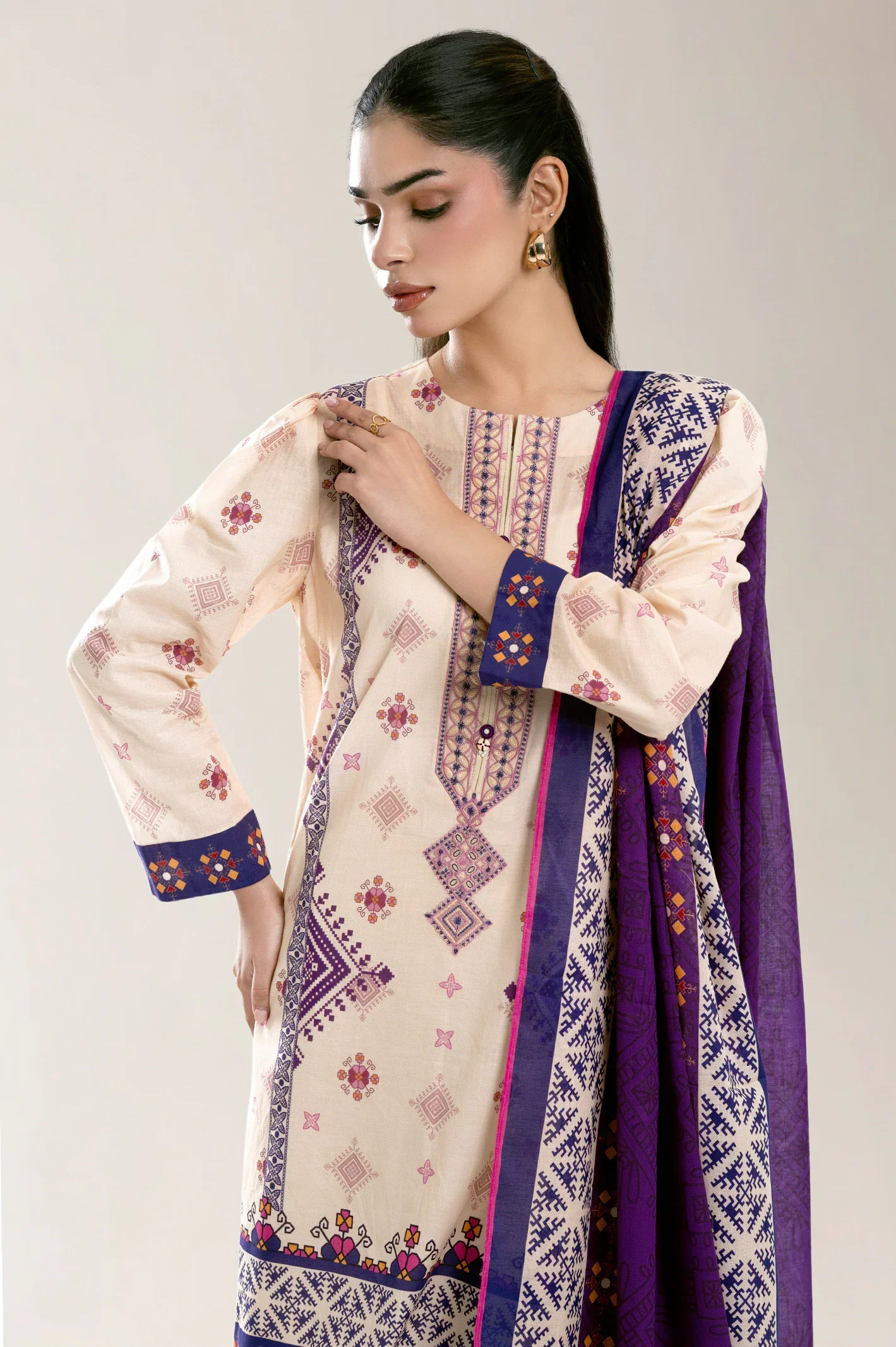 Printed Lawn-Beige Unstitched 3PC - Image 3