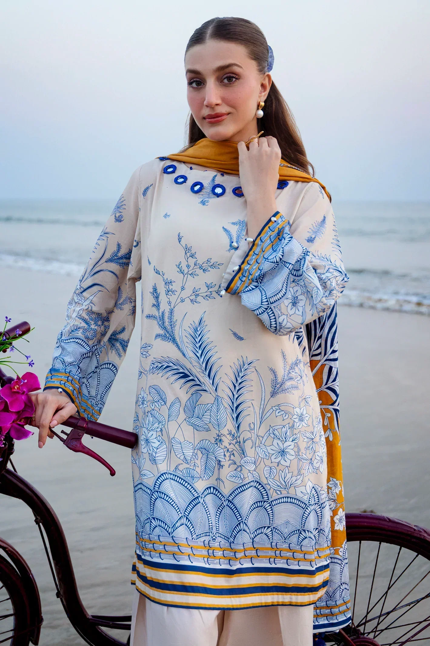 Printed Lawn-Beige Unstitched 3Pc