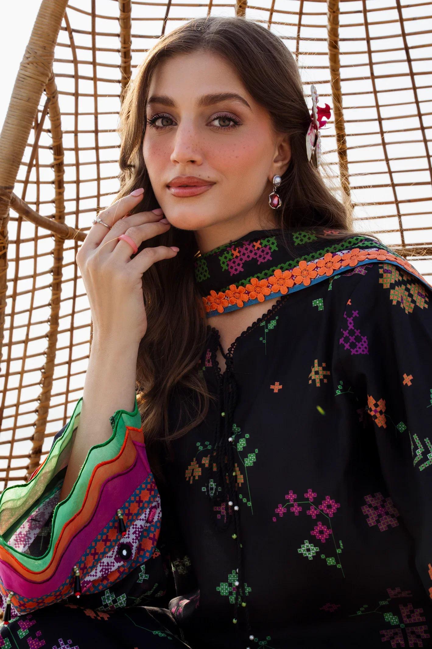 Printed Lawn-Black Unstitched 3PC - Image 3