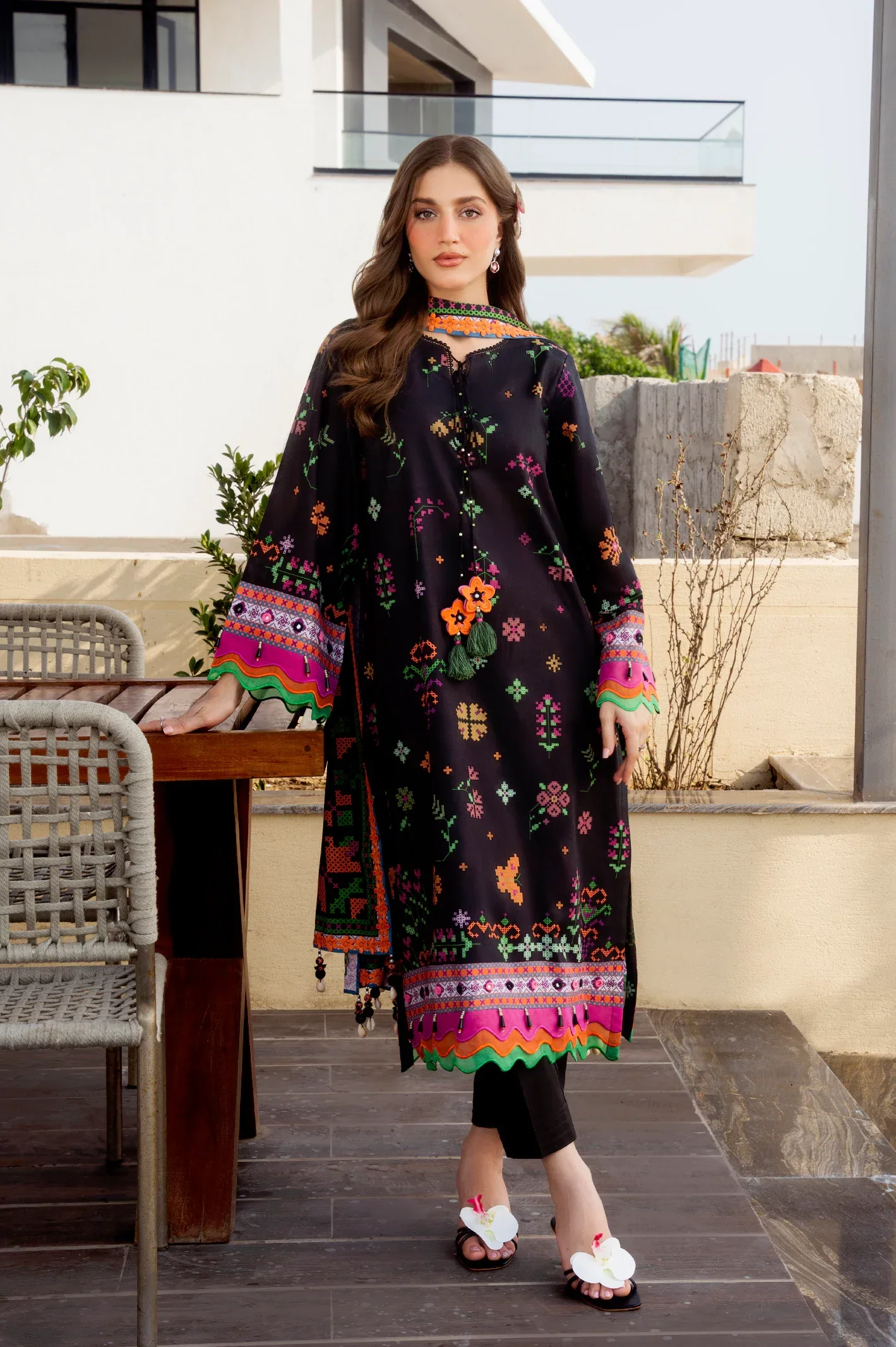 Printed Lawn-Black Unstitched 3PC - Image 4